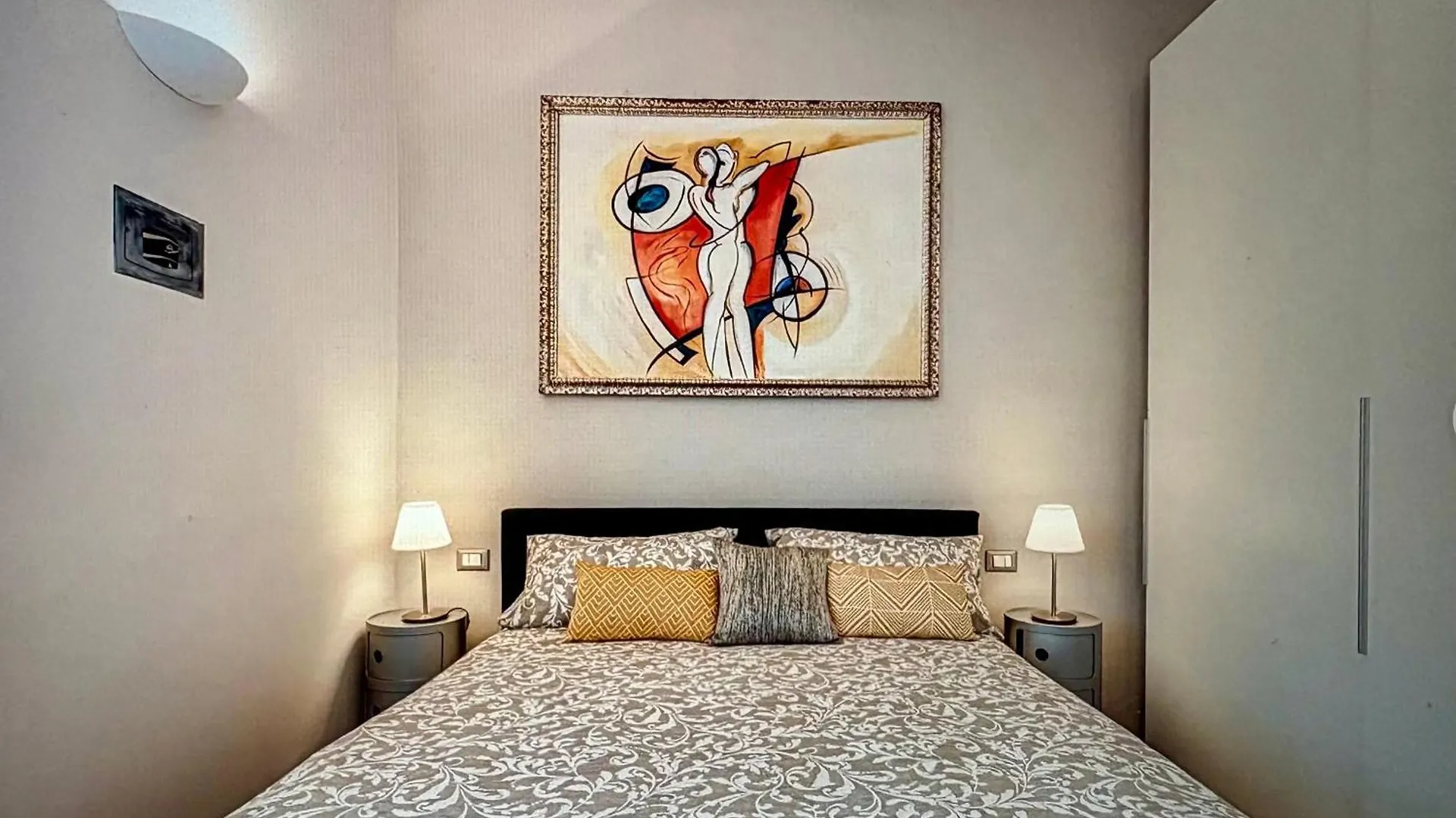 A Casa Di Cleo Apartment Florence Italy